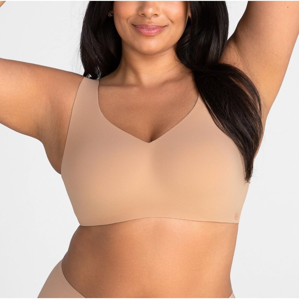HoneyLove PLUS Size 1X Nude‎ SoftForm Wireless V-Neck Hardware-free Bra